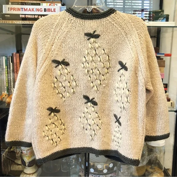 Vintage Hand Knited Cardigan Mohair Sweater Made in Italy Floral Emroidery S/M/L - Picture 5 of 12